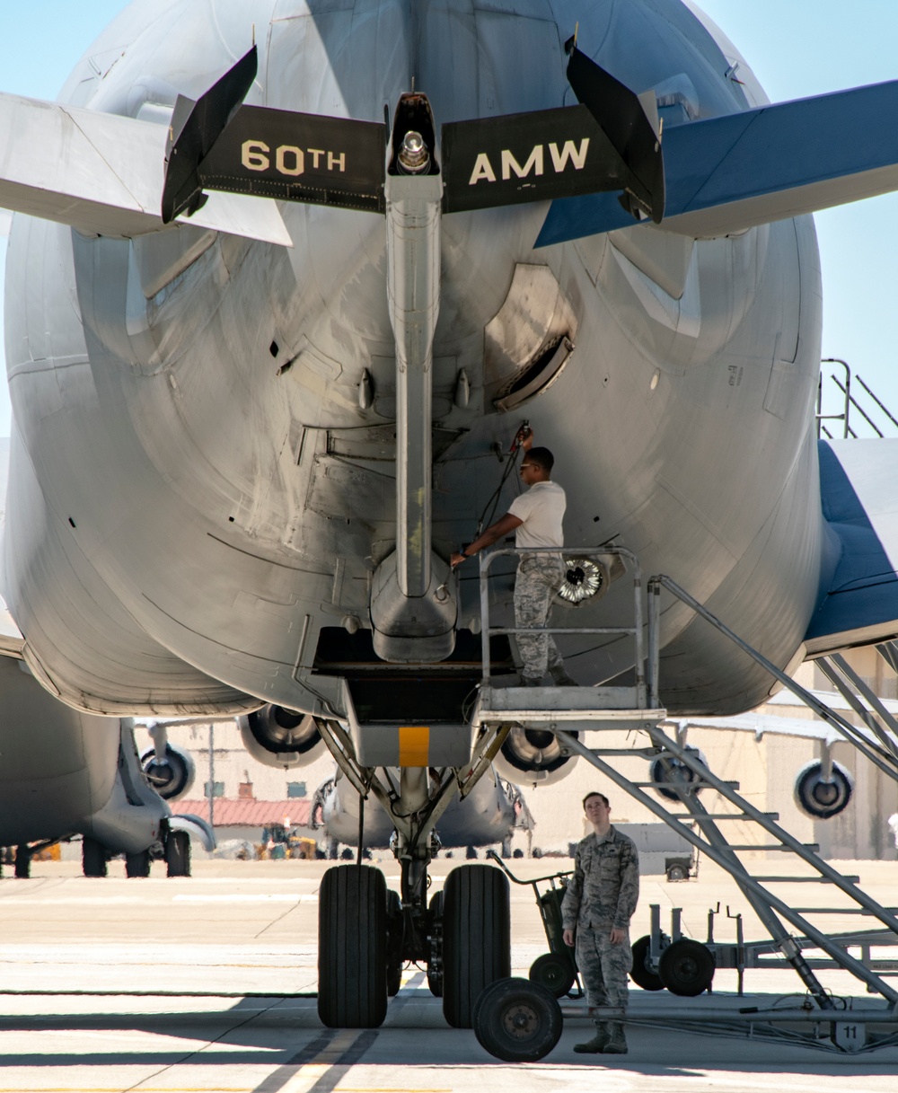 660th AMXS Flying Crew Chiefs