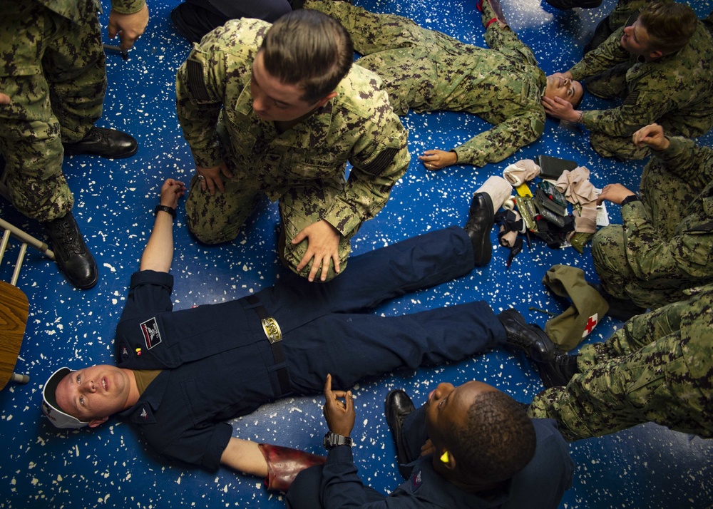 USS Bonhomme Richard (LHD 6) Conducts Medical Training Team (MTT) Drill