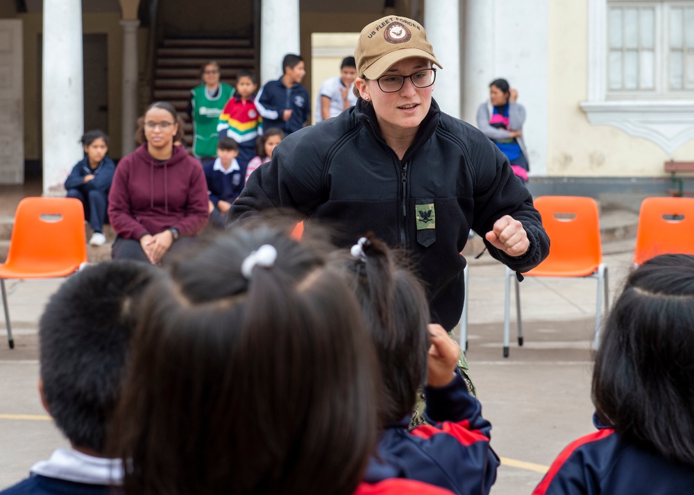 USNS Comfort Sailors Visit Local Peruvian Orphanage