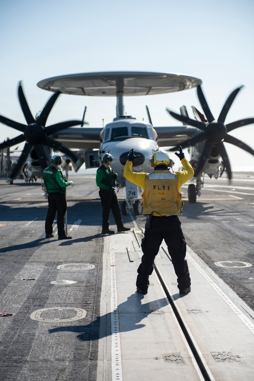 USS Dwight D. Eisenhower (CVN 69)