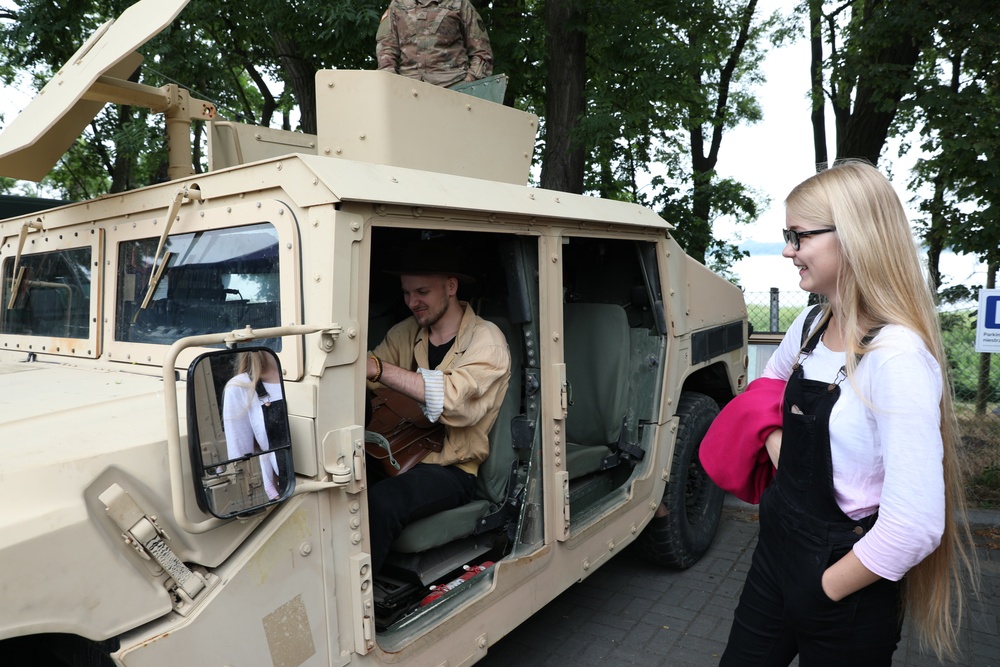 Soldiers from the 286th Combat Sustainment Support Battalion participate in the Powidz Days festival