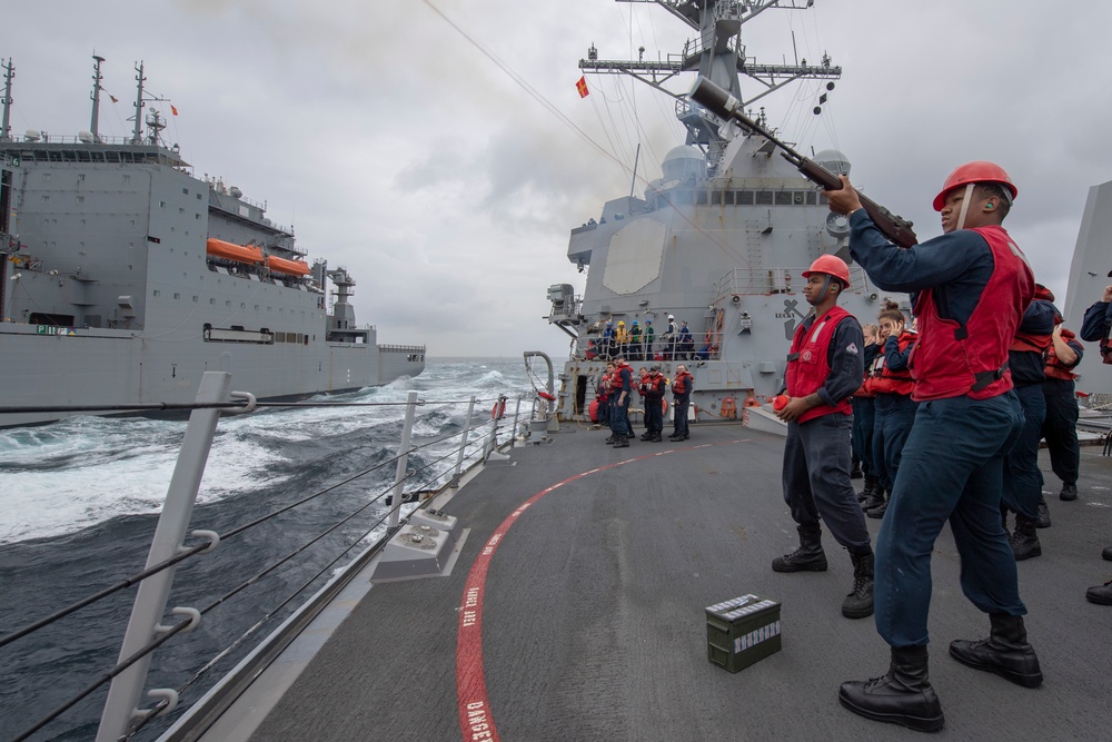 USS MOMSEN Conducts Replenishment-at-Sea