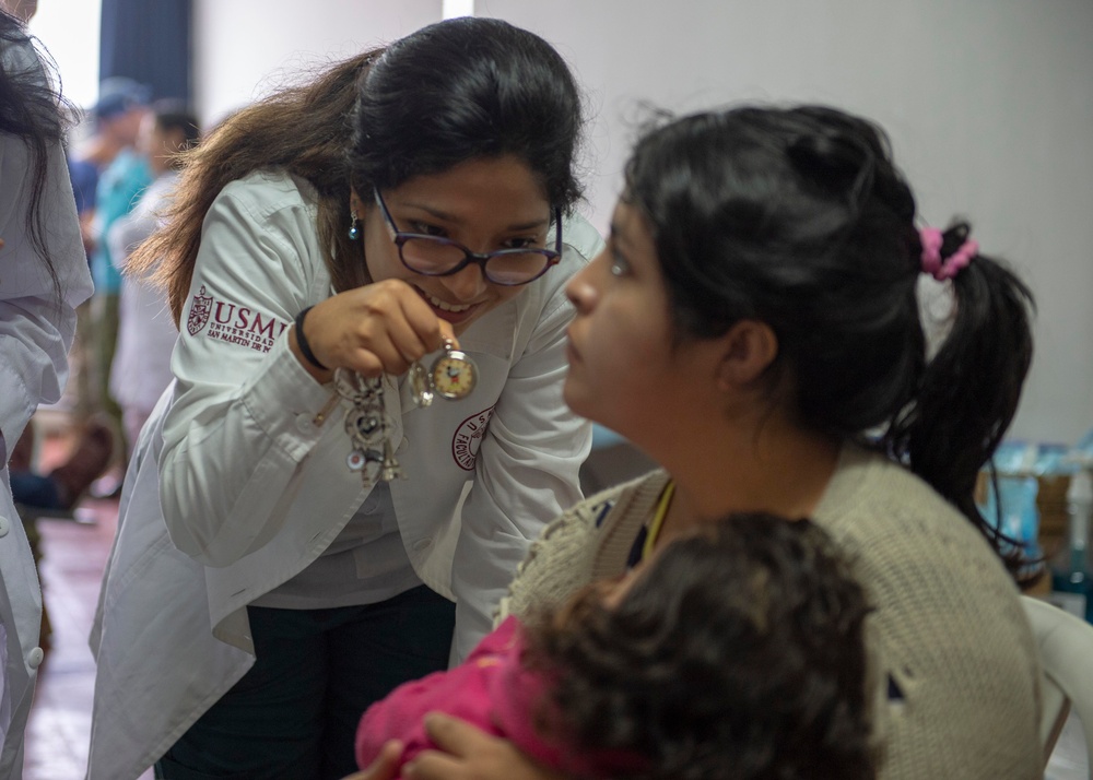 USNS Comfort Crew Treats Patients at Peru Medical Sites