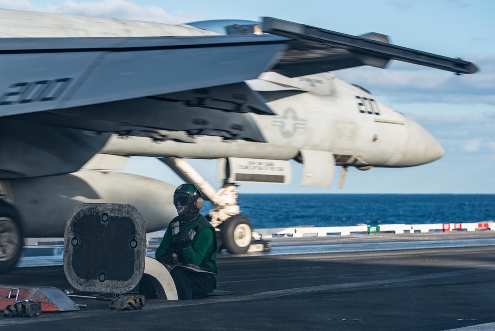 USS Ronald Reagan (CVN 76) Flight Operations