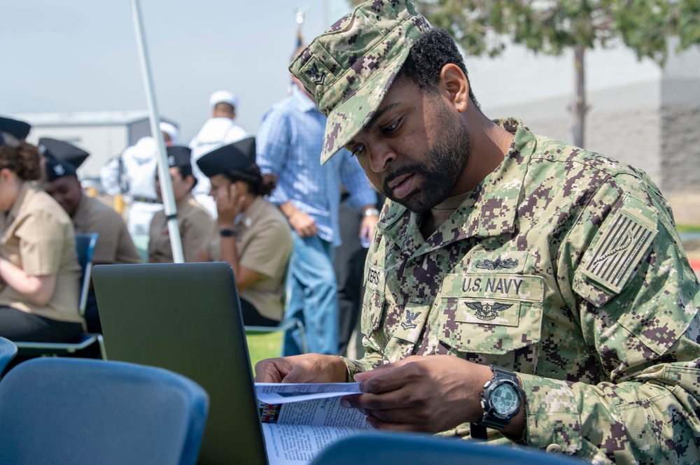 Navy Reserve Mass Communication Specialists Cover Retirement Of Fellow Sailor