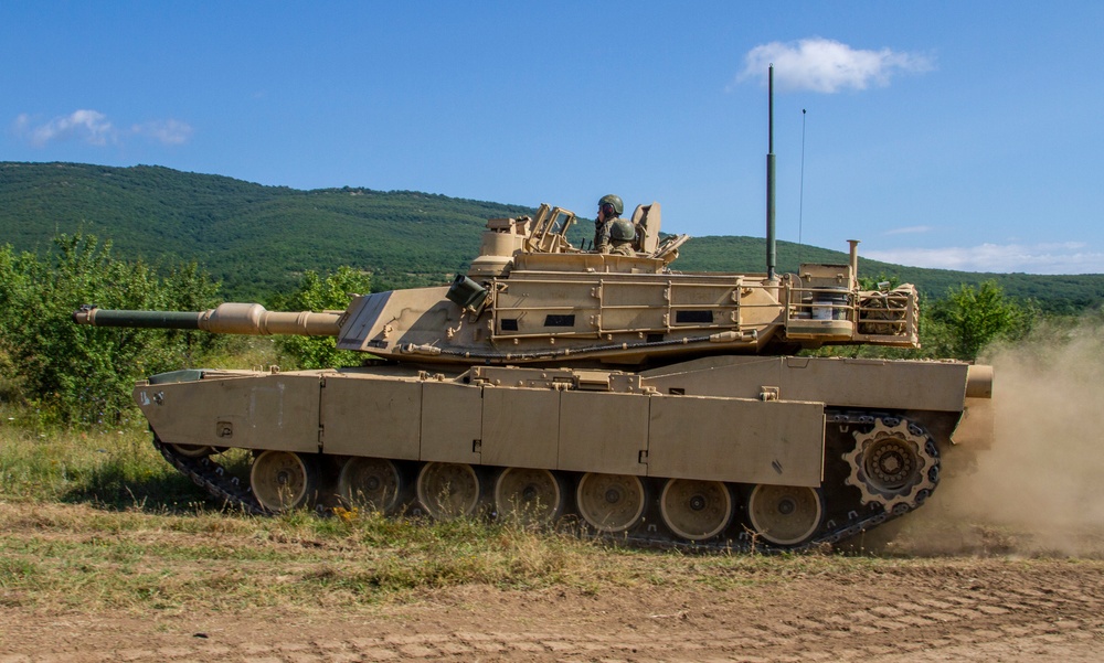 Soldiers conduct mounted manuevering tactics