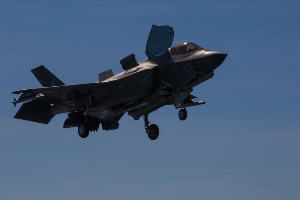 31st MEU conducts F-35B flight operations aboard USS Wasp during Talisman Sabre 2019