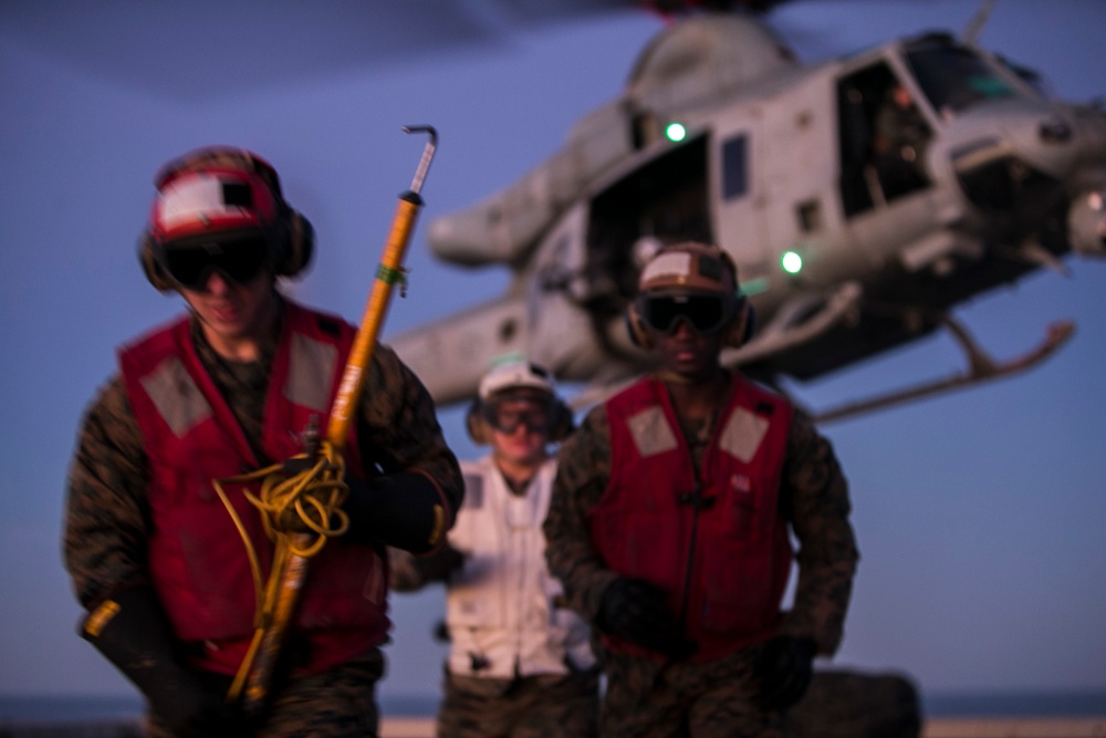 31st MEU conducts aerial landing support training aboard USS Wasp during Talisman Sabre 2019