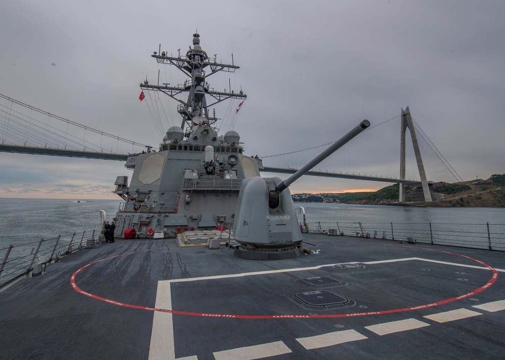 USS Carney (DDG 64)