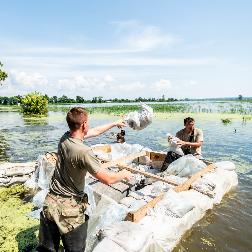 Illinois National Guard continues efforts in East Cape Girardeau, Illinois.