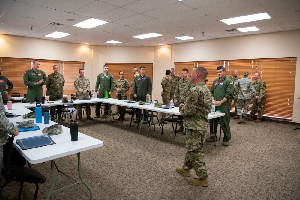 First Sergeant Council Shares Expertise with New Shirts