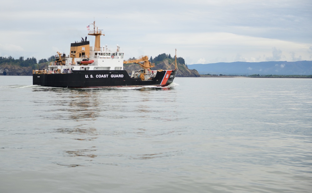 Coast Guard Cutter Elm arrives in Astoria