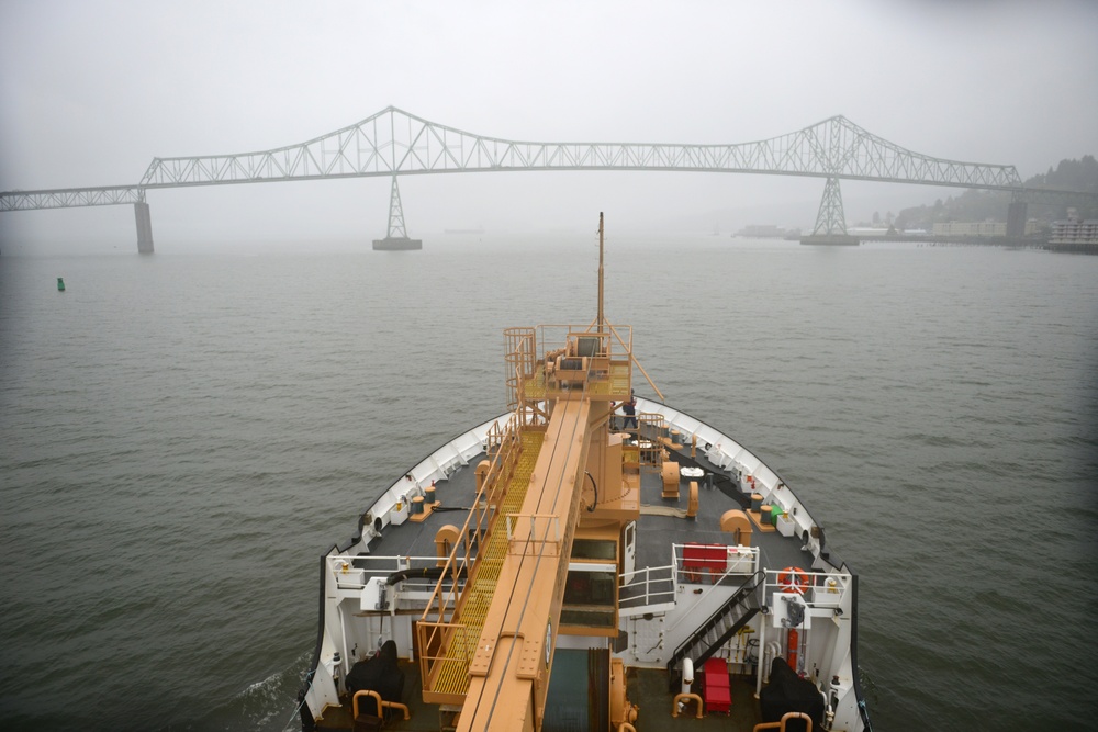 Coast Guard Cutter Elm arrives in Astoria