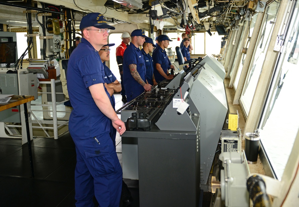 Coast Guard Cutter Elm arrives in Astoria