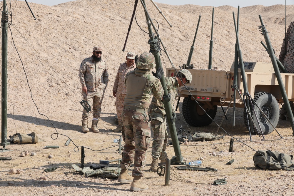 U.S. Army, Kuwait Land Forces Signal Soldiers Conduct Joint RETRANS Training