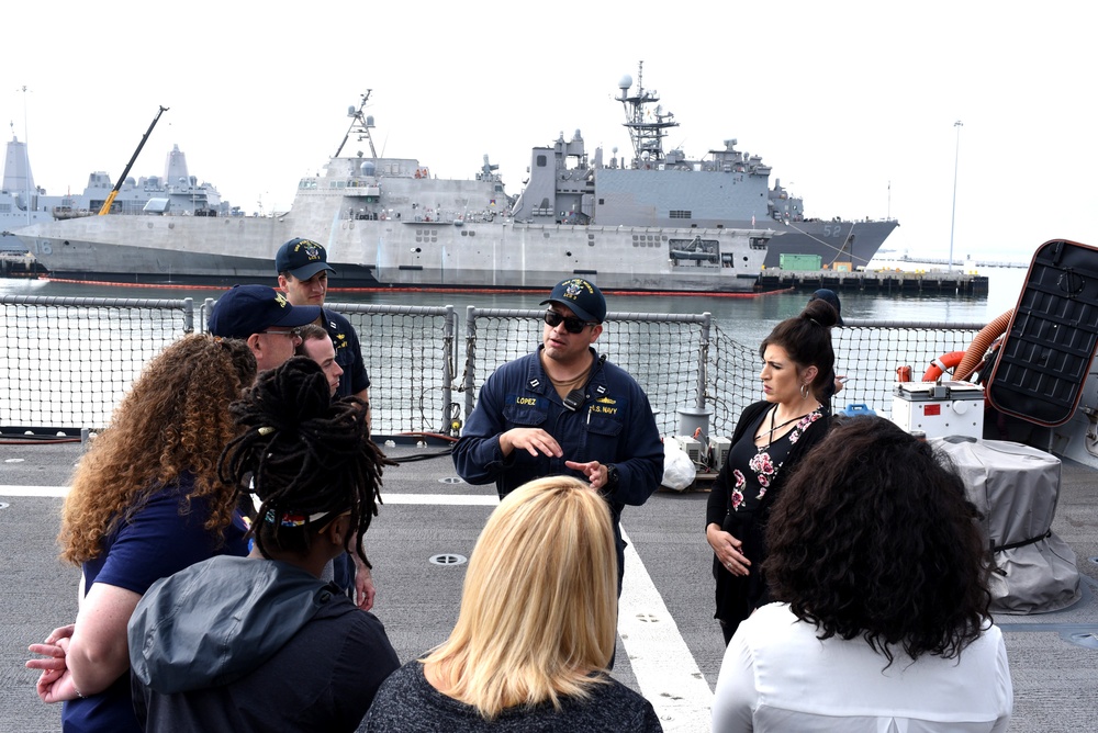 Texas Educators, Counselors get Glimpse of America’s Navy