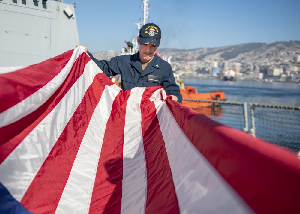 USS Michael Murphy Departs Valparaiso, Chile