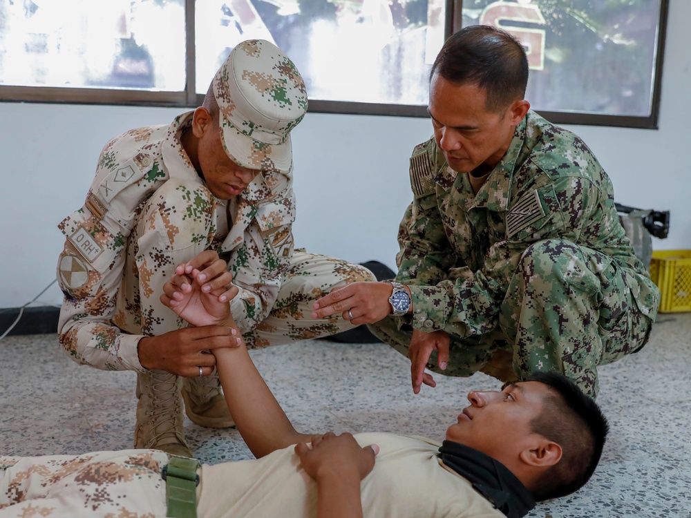U.S. Navy Supports Medical Readiness in Colombia