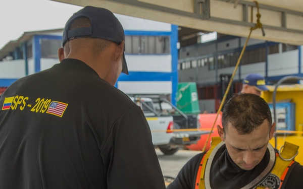 Navy Divers Strengthen Partnerships, On Land and Underwater!