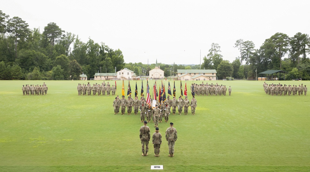 98th Training Division hosts Change of Command Ceremony