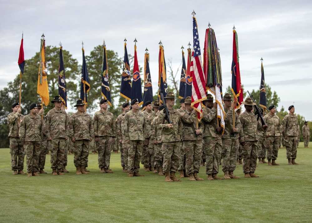 98th Training Division hosts Change of Command Ceremony