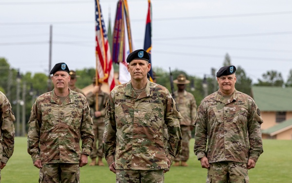 98th Training Division bids farewell to commander