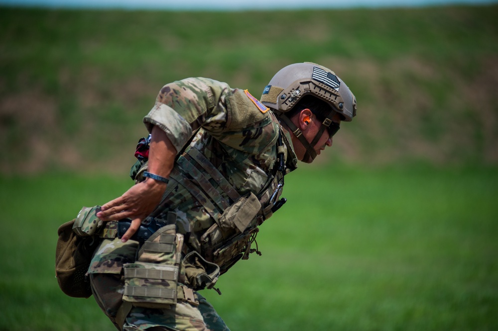 Citizen Soldiers vie to become National Guard Best Warrior 2019