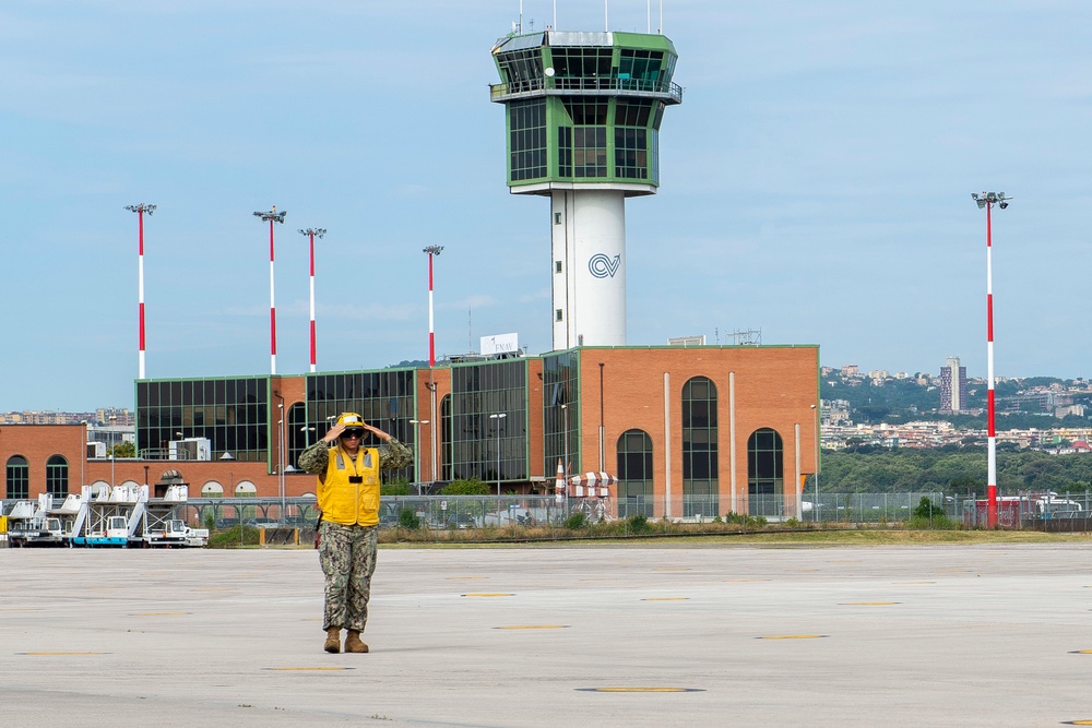 NSA Naples Conducts Flight Operations