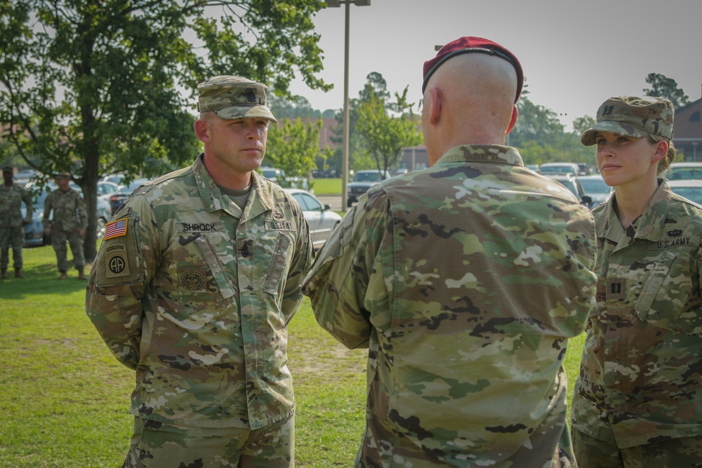 Maj. Gen. Brian J. McKiernan recognizes 1st Sgt. Aaron Shrock