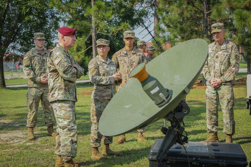 Maj. Gen. Brian J. McKiernan tours 519th Military Intelligence Battalion