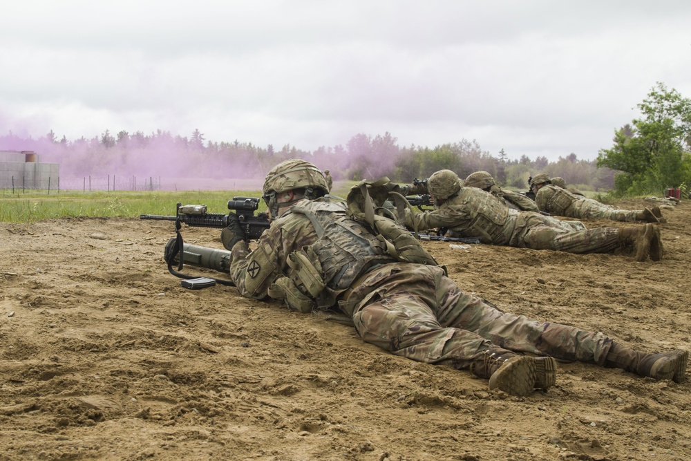 1-32 IN Conducts Live-Fire Exercise
