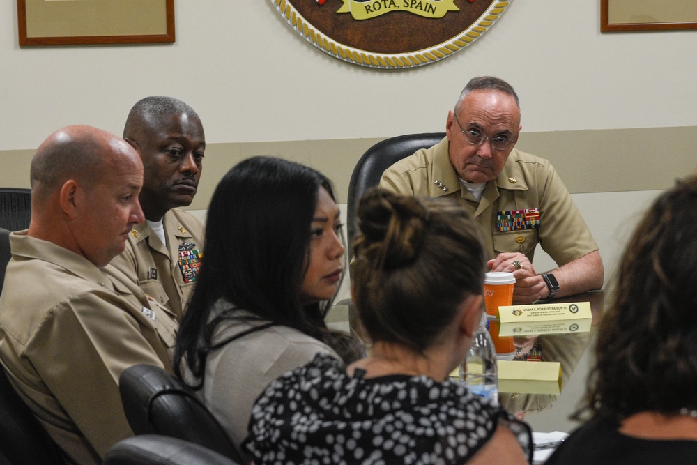 Navy surgeon general visits Naval Hospital Rota