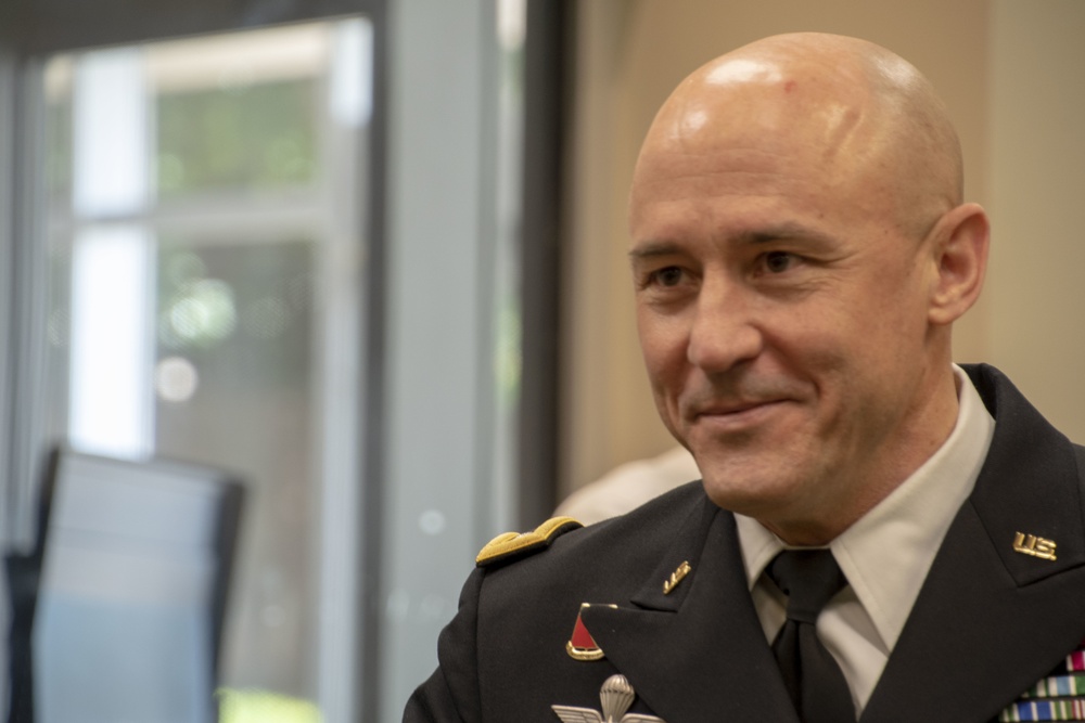 Lt. Gen. Horlander, Budget Deputy, Visits Oklahoma