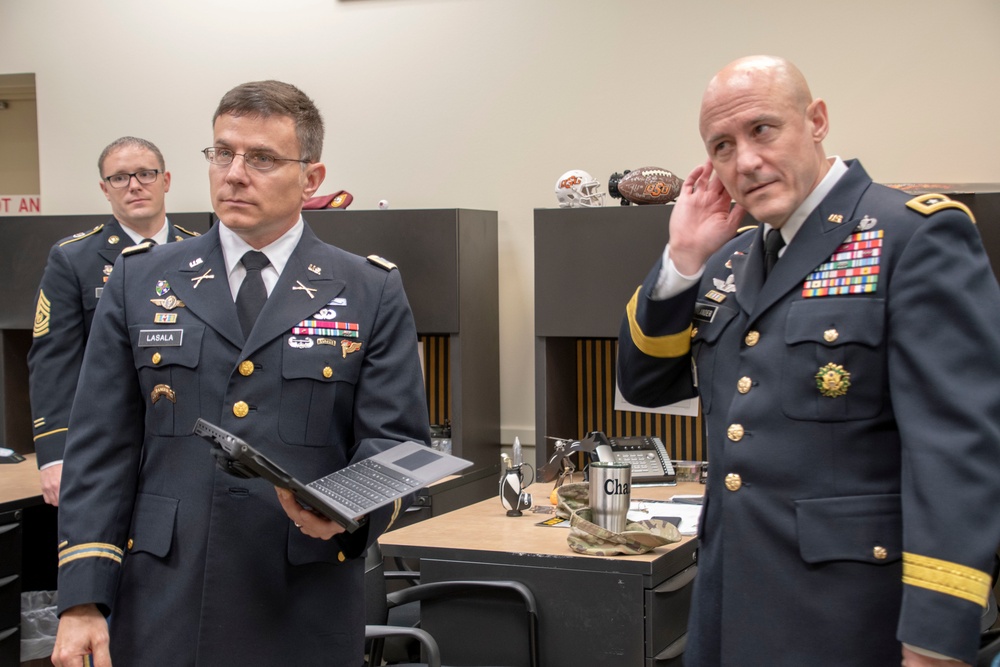 Lt. Gen. Horlander, Budget Deputy, Visits Oklahoma