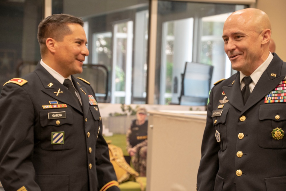 Lt. Gen. Horlander, Budget Deputy, Visits Oklahoma