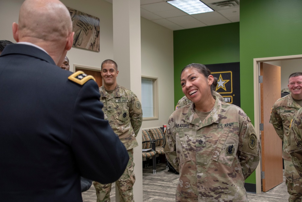 Lt. Gen. Horlander, Budget Deputy, Visits Oklahoma