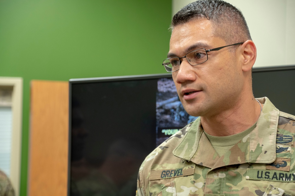 Lt. Gen. Horlander, Budget Deputy, Visits Oklahoma