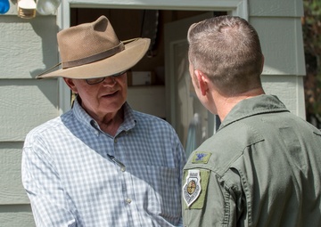 Col. Shannon Smith Visits Local Neighborhood Watch Group