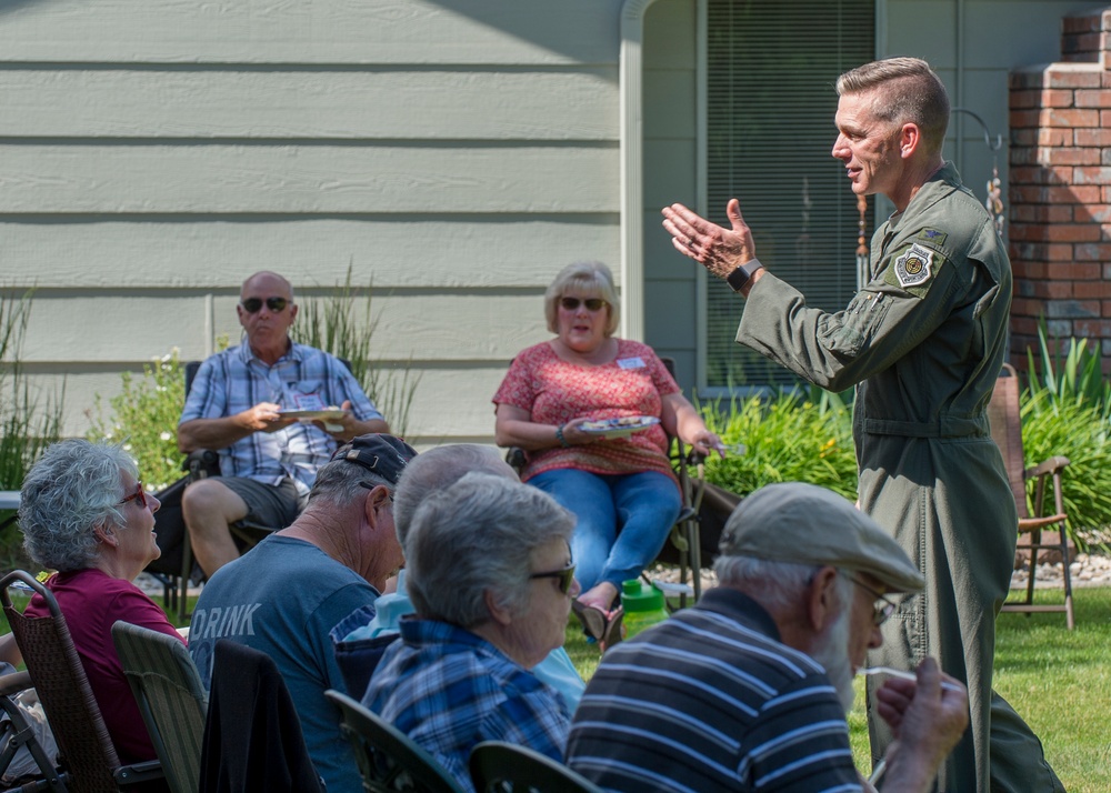 Col. Shannon Smith Visits Local Neighborhood Watch Group