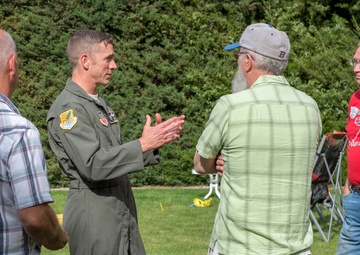 Col. Shannon Smith Visits Local Neighborhood Watch Group