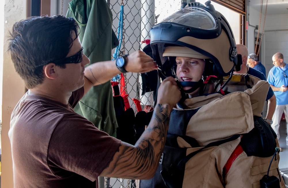 Guam US Naval Sea Cadets visit EODMU-5