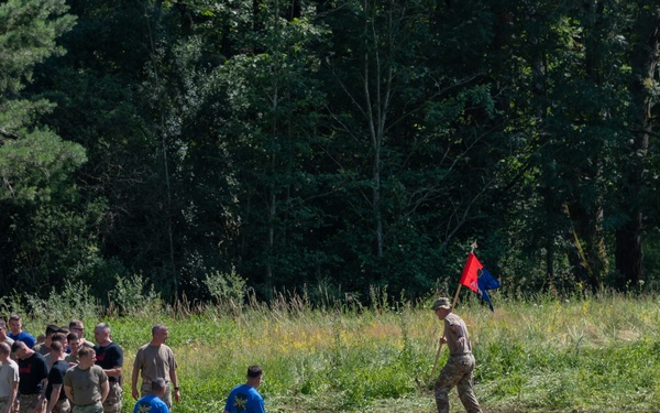1 ID, 1 CAB Soldiers do Rugged Terrain Course