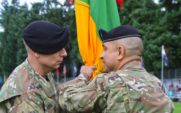 Protectors welcome new commander at ceremony on JBLM