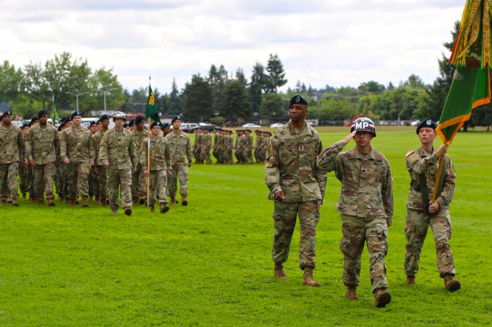 Protectors welcome new commander at ceremony on JBLM