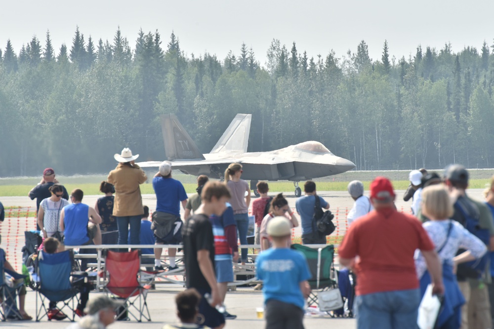 Eielson hosts Arctic Lightning Airshow, first in over a decade