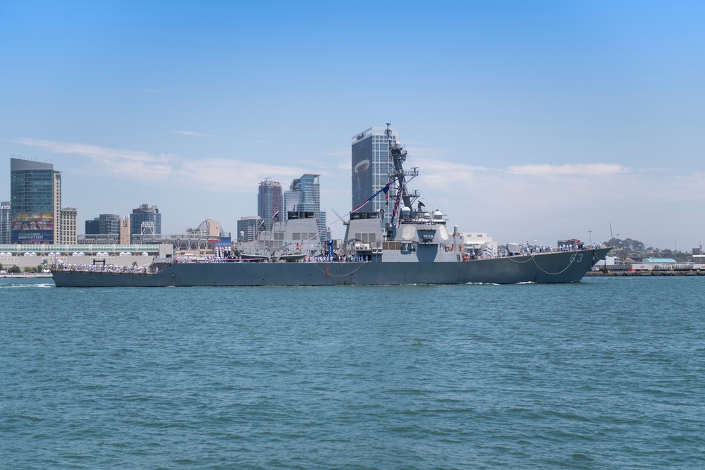 USS Stethem returns to San Diego