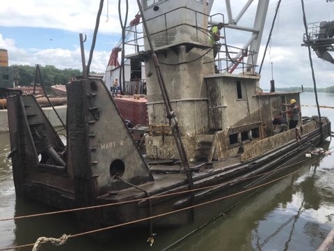 Coast Guard responds to tugboats sinking