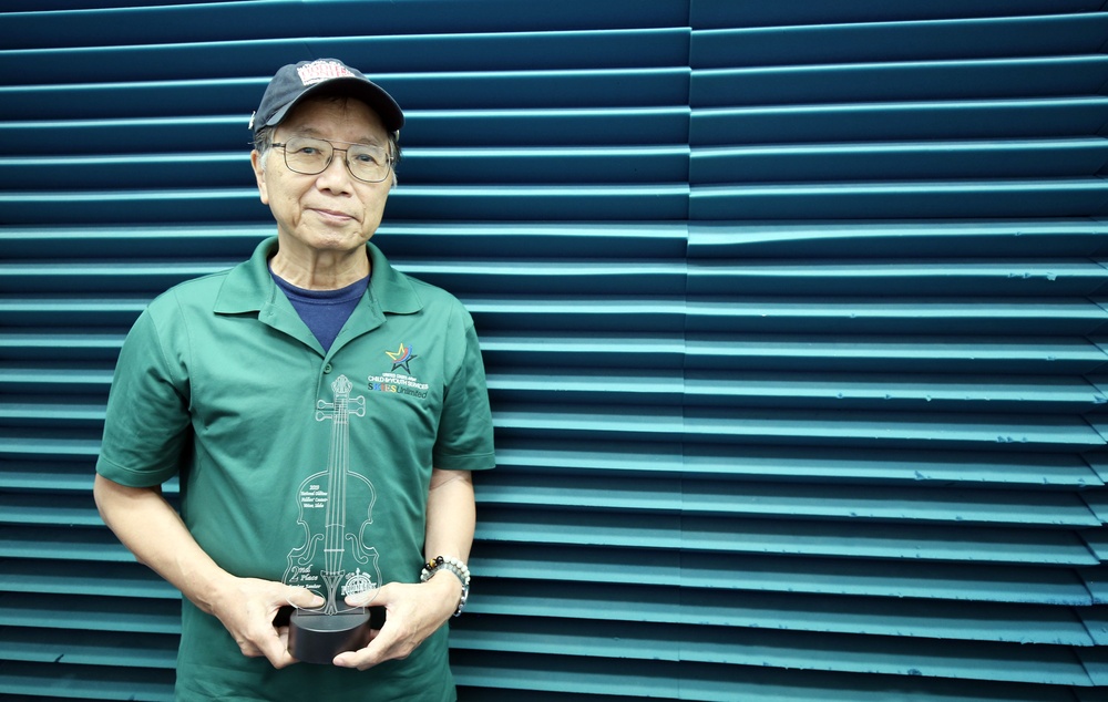 Camp Zama violin instructor places second in National Oldtime Fiddlers’ Contest
