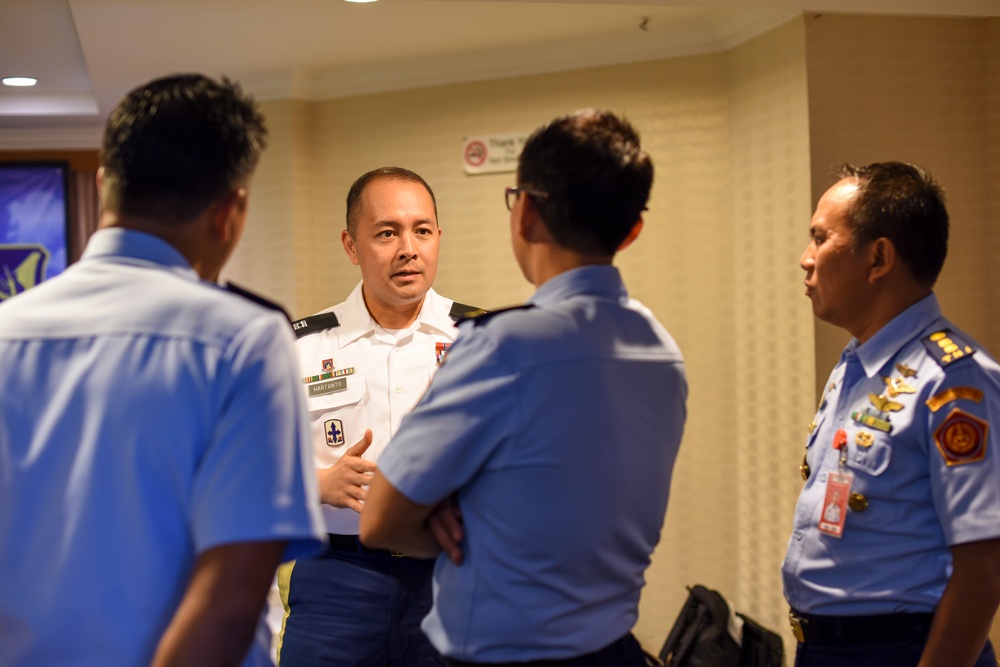 HIANG and Indonesian Air Defenders build relationships during SMEE 19-2