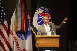 AMCOM hosts briefings to industry